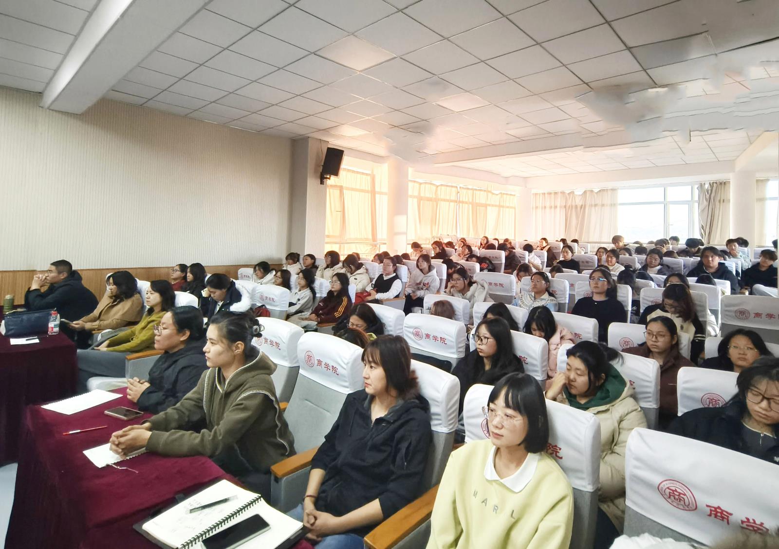 05.jpg
